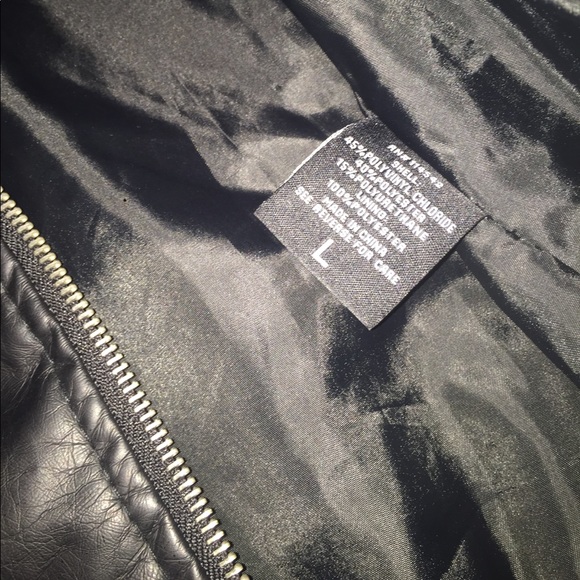 Black leather jacket - Picture 3 of 5